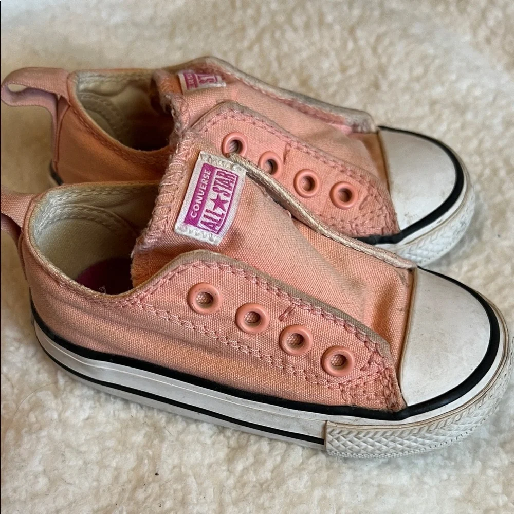 Converse Kids Slip-On Canvas Sneakers - Peach Pink Size 5 toddler